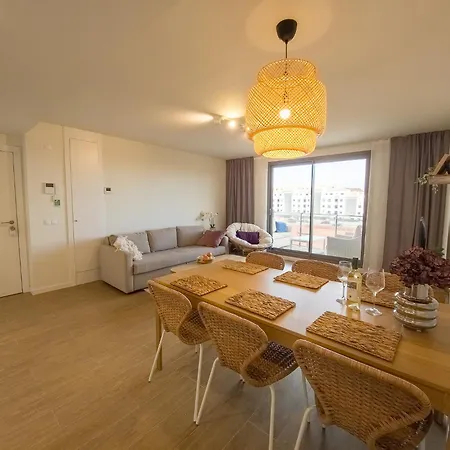 - Sun & Sea Experience Apartman
